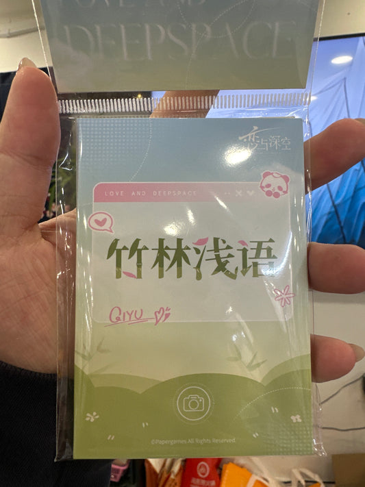 33572 Polaroid photo card set Rafayel